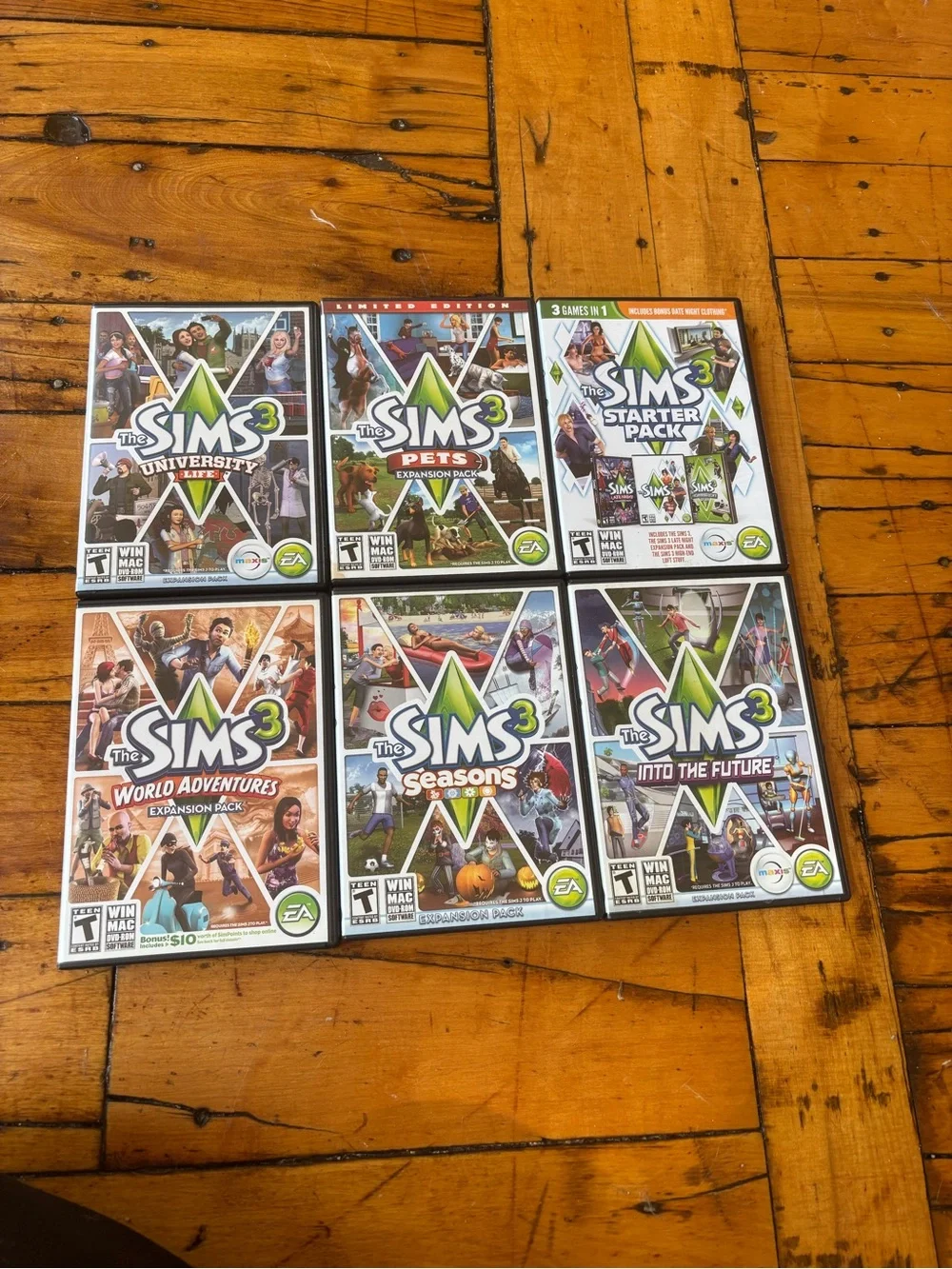 The Sims 3 Expansion & Starter Pack Bundle - White/Green Covers